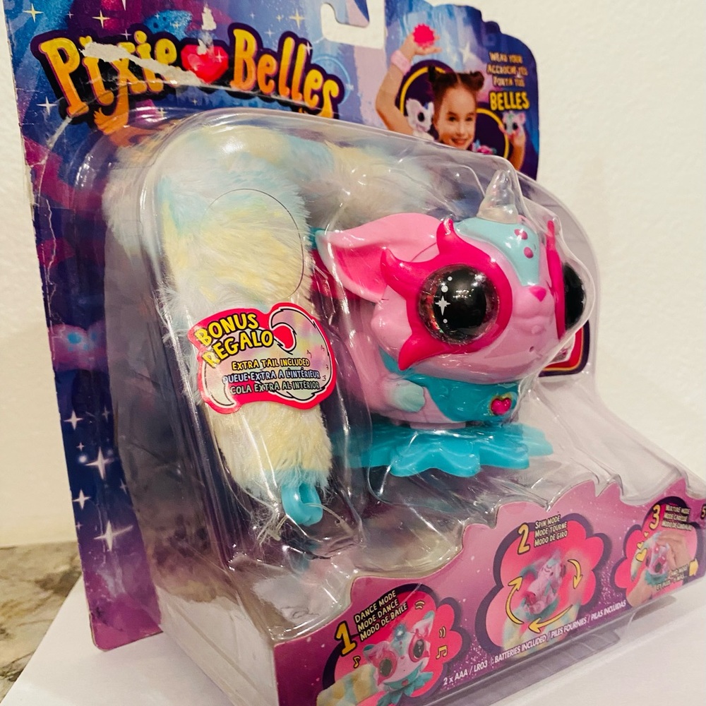 New Pixie Belles  Rosie Punk Interactive electronic Pet with Bonus Tail